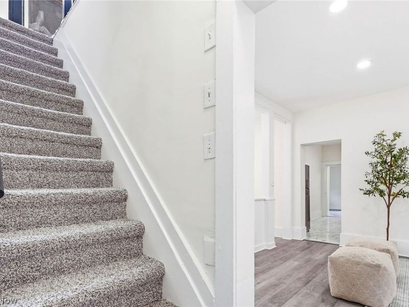 2188 Fulton Road, Cleveland, OH 44113 Photo 13