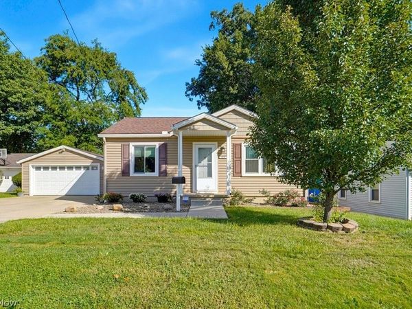 379 Stanford Street, Akron, OH 44314