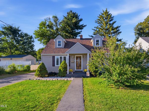 1718 Dorsett Street, Schenectady, NY 12303