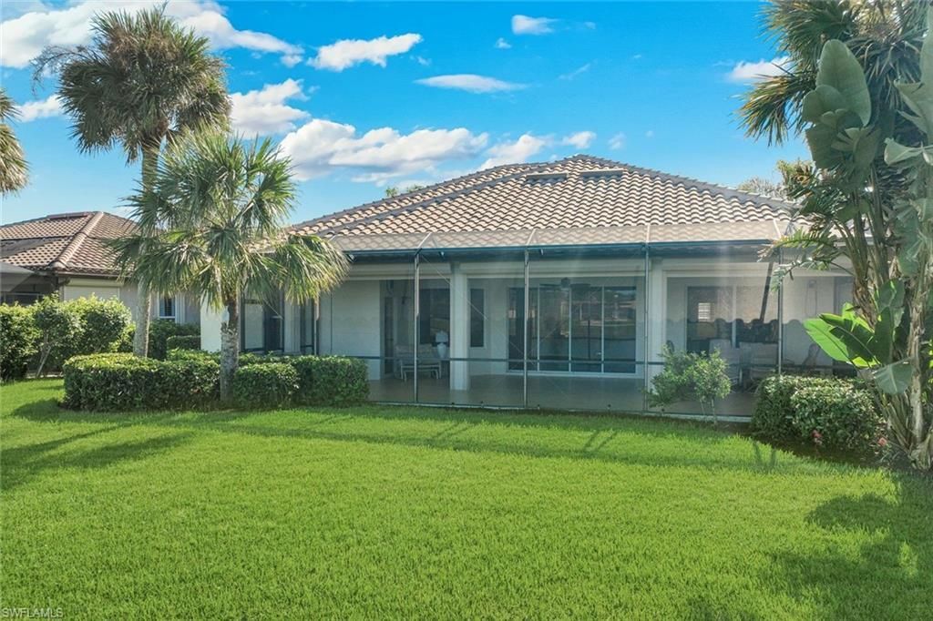8737 Mustang Island Cir, Naples, FL 34113 Photo