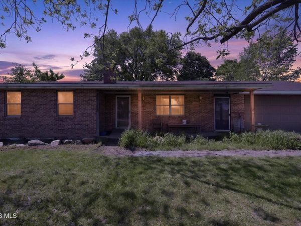7491 State Route 109 , Delta, OH 43515
