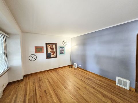 Main Photo