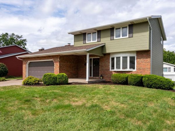 2118 W 30th Street, Davenport, IA 52804