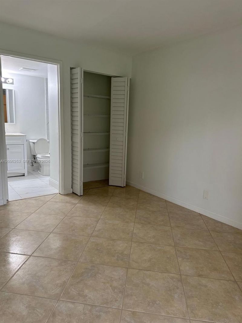 801 Meadows Circle, Unit 801, Boynton Beach, FL 33436 Photo