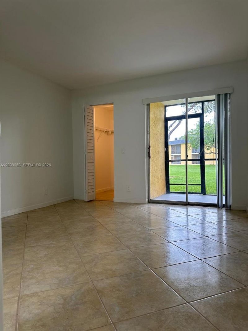 801 Meadows Circle, Unit 801, Boynton Beach, FL 33436 Photo