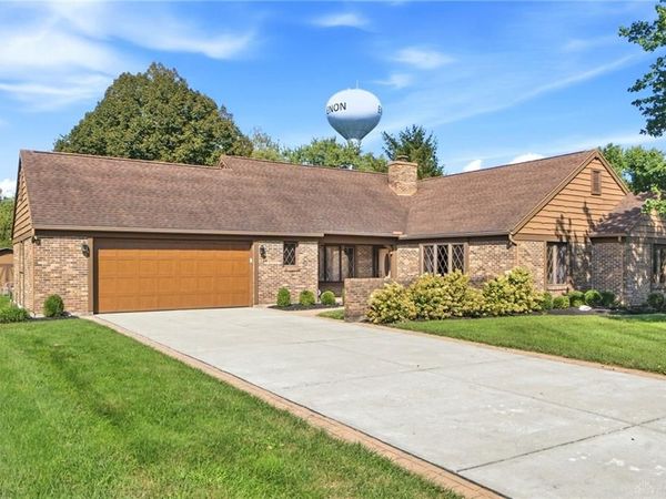 1013 Cardinal Drive, Enon Vlg, OH 45323