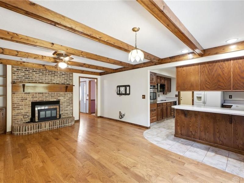 1013 Cardinal Drive, Enon Vlg, OH 45323 Photo 10