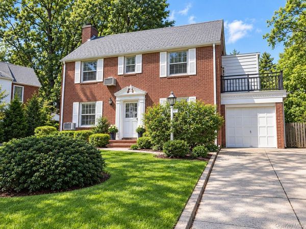 19511 Keno Avenue , Holliswood, NY 11423