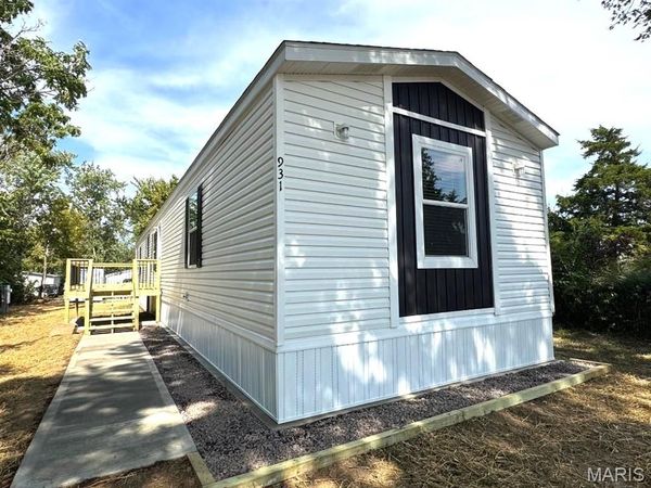 931 Market Street, Truesdale, MO 63380