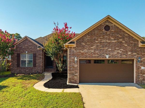 14 Oak Tree Circle, Conway, AR 72032
