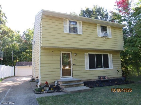 24150 Glenbrook Boulevard, Euclid, OH 44117