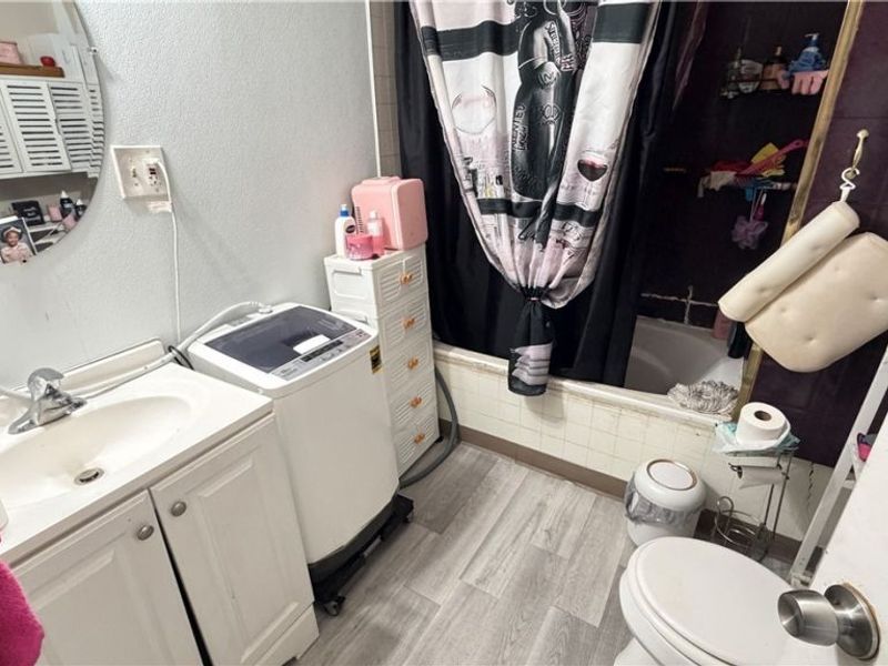12210 Kinsman Road, Cleveland, OH 44120 Photo 7