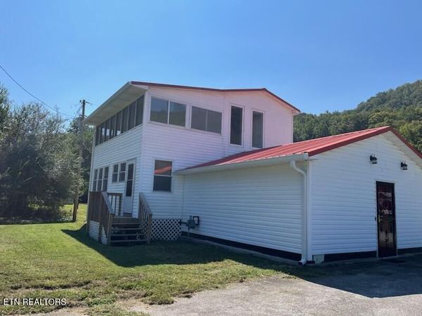 311 Willow Lane, Rocky Top, TN 37769