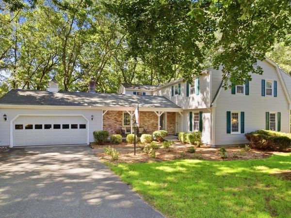 64 Cambridge Cir, Longmeadow, MA 01106