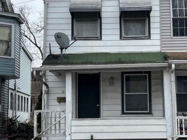 13 S FRONT STREET , MIFFLINTOWN, PA 17059