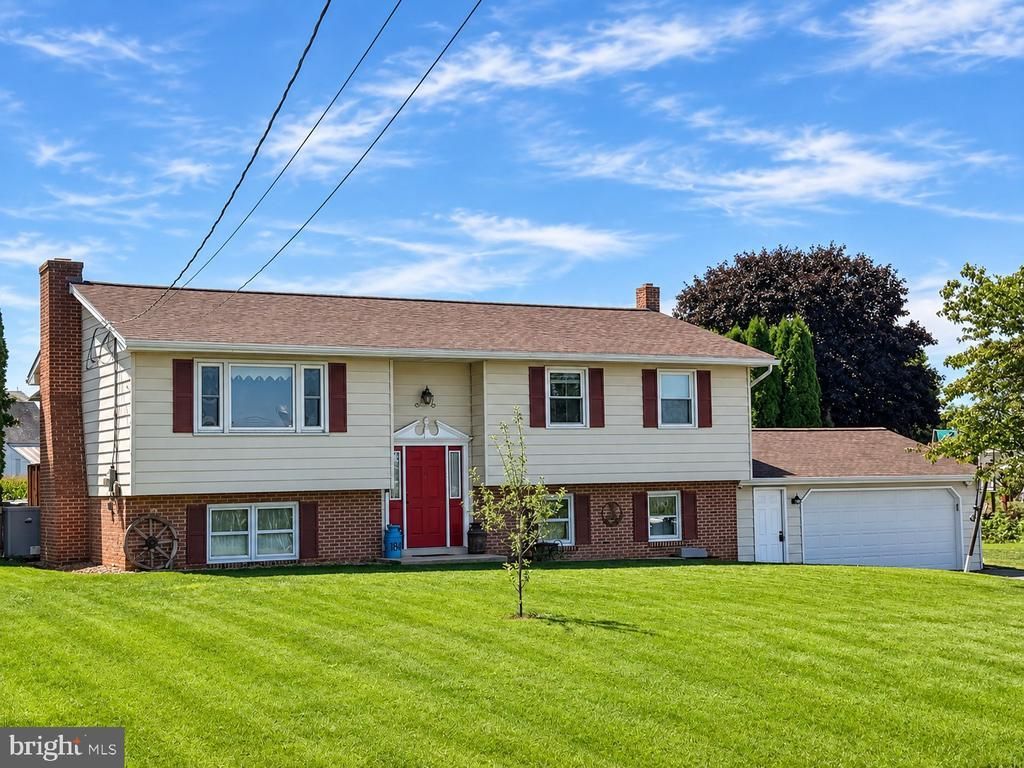 1861 HAUENSTEIN ROAD , ELIZABETHTOWN, PA 17022
