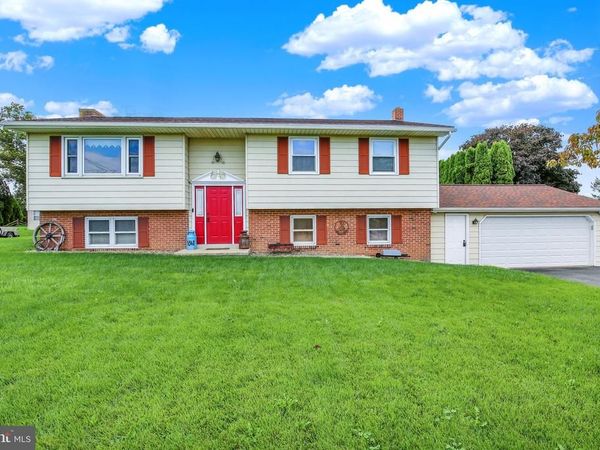 1861 HAUENSTEIN ROAD, ELIZABETHTOWN, PA 17022