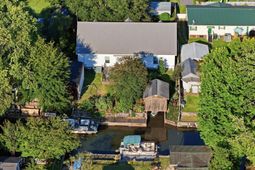 116 Sparrow Street photo 4