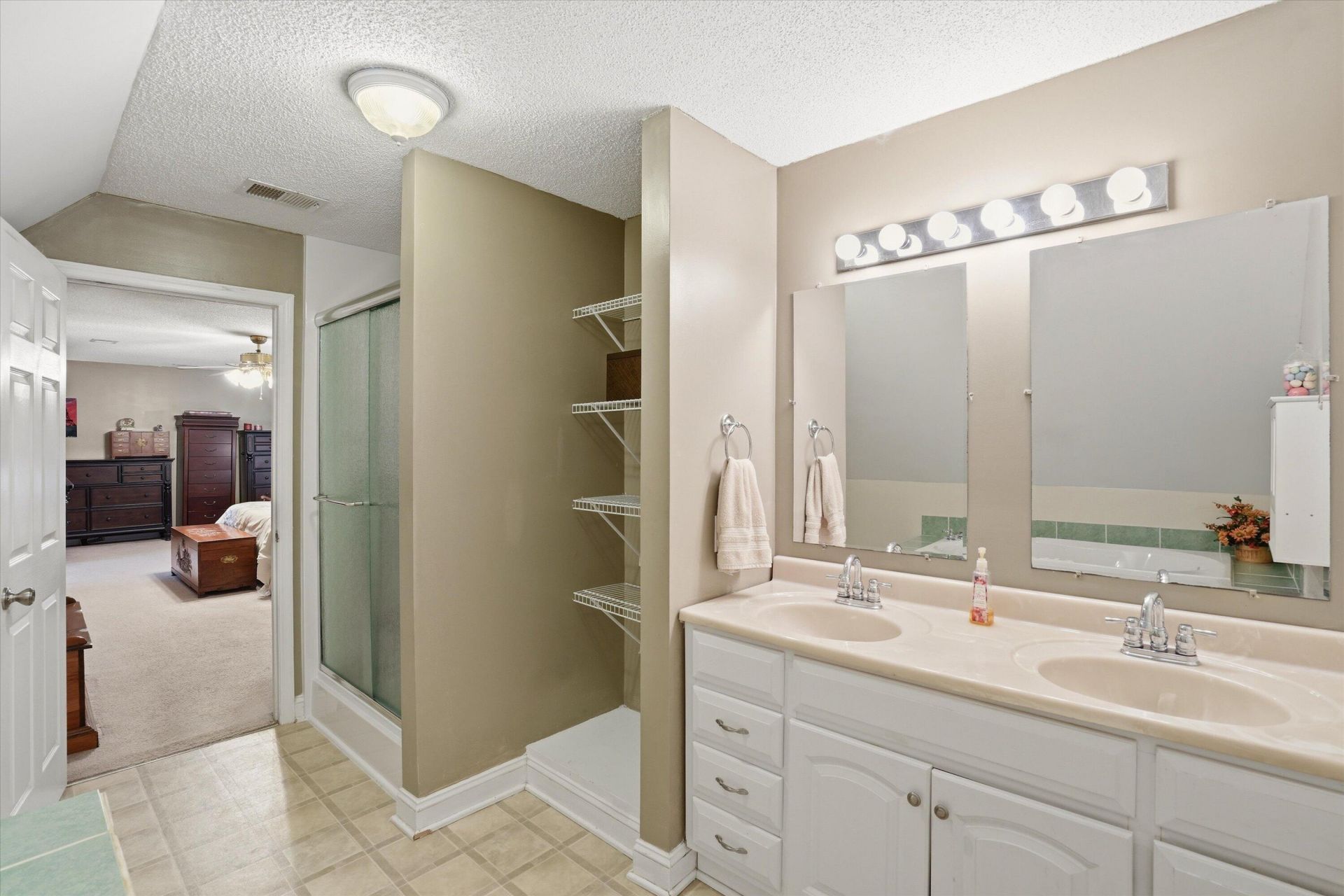 116 Sparrow Street Photo 35