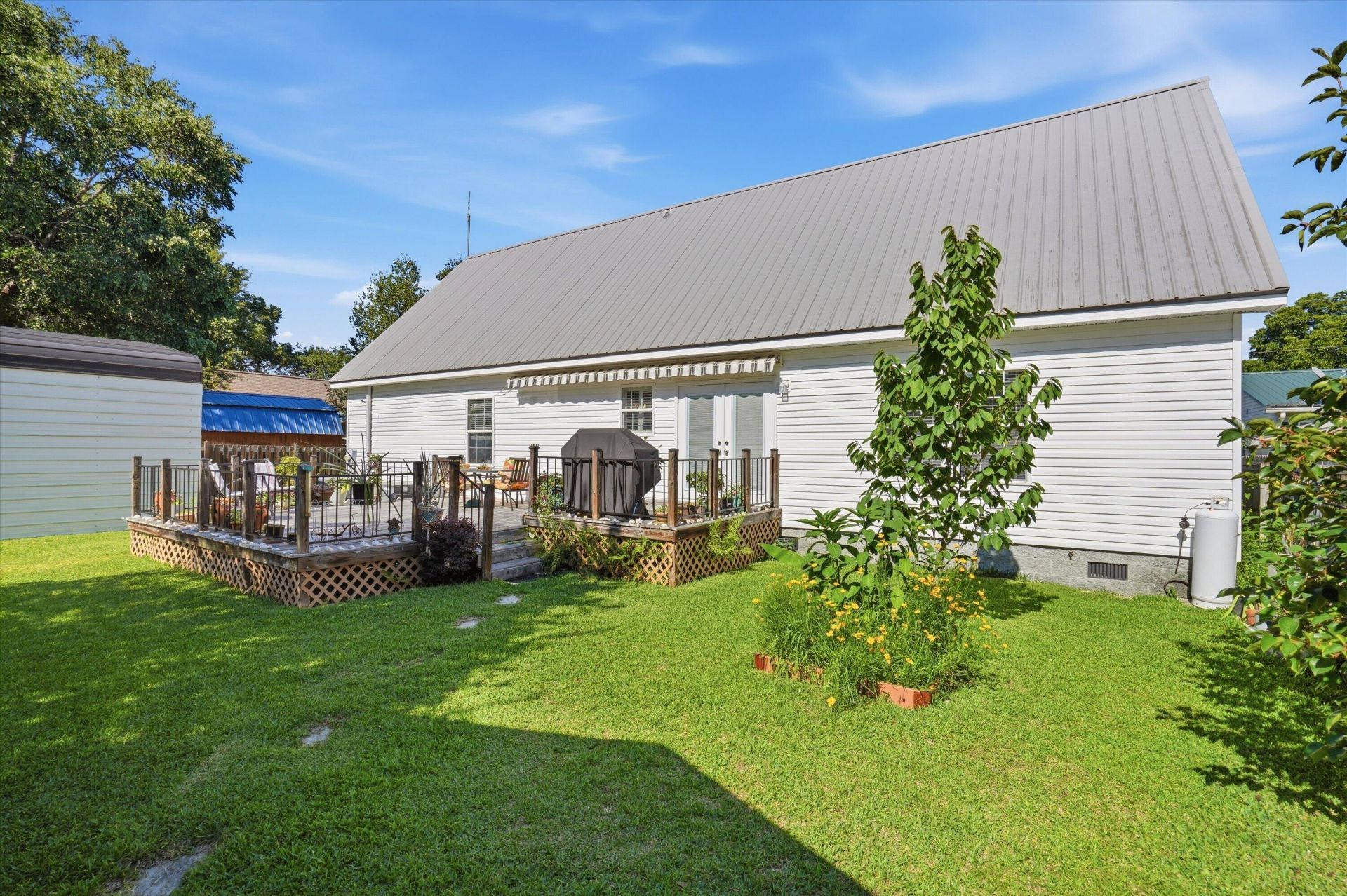 116 Sparrow Street Photo 37