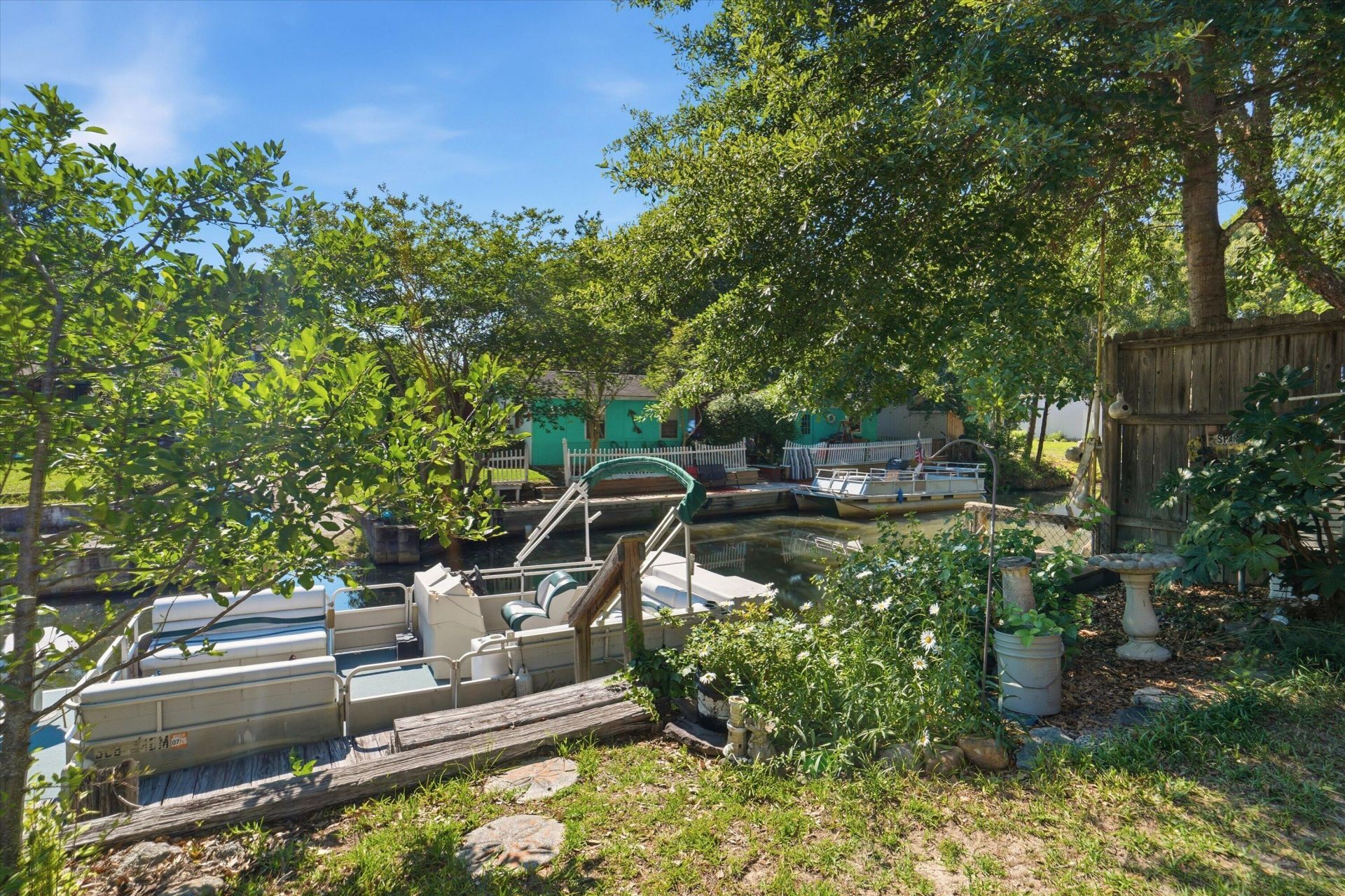 116 Sparrow Street Photo 40