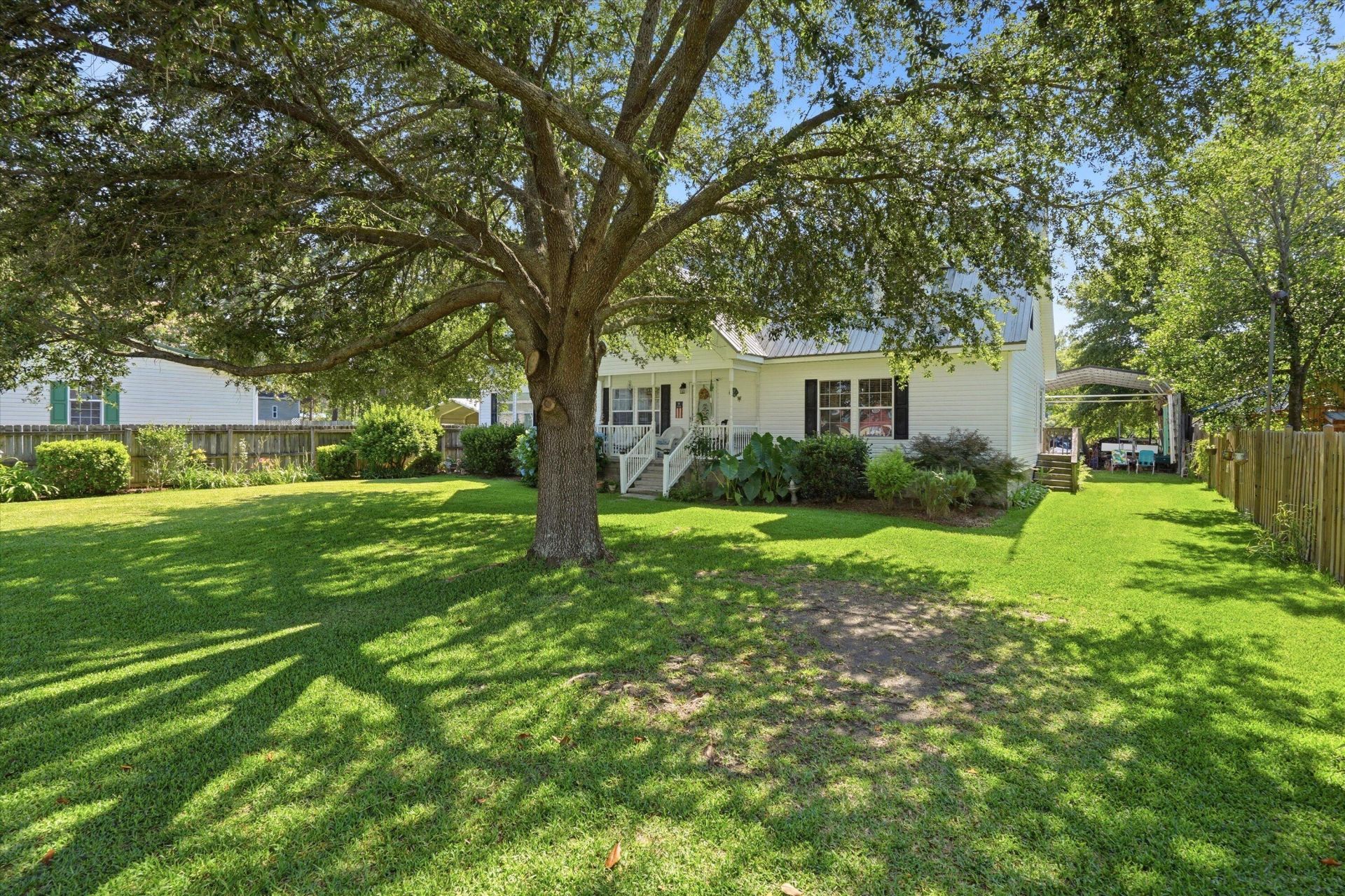 116 Sparrow Street Photo 5