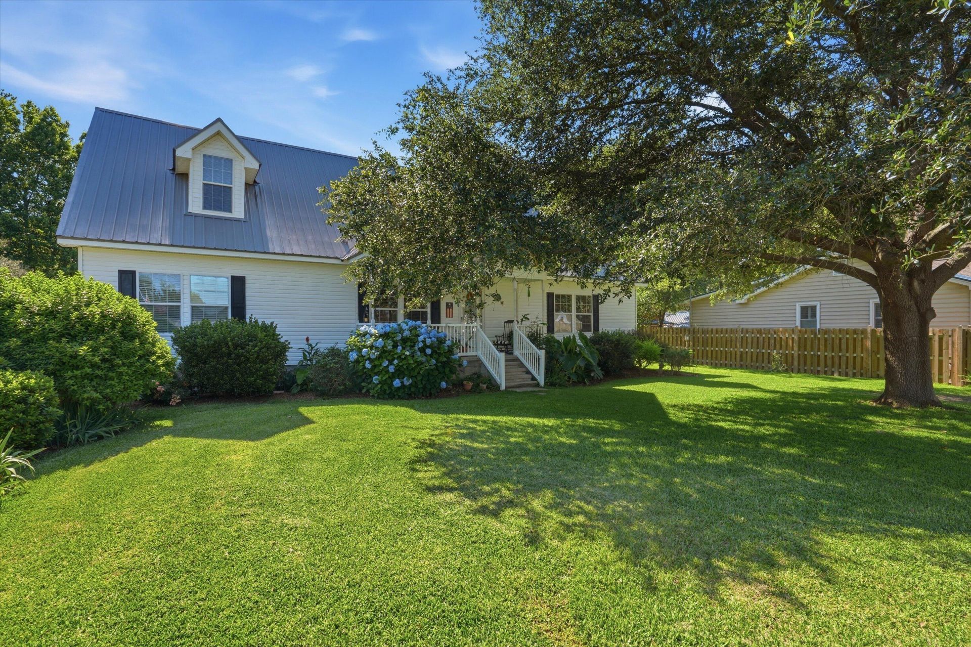 116 Sparrow Street Photo 6