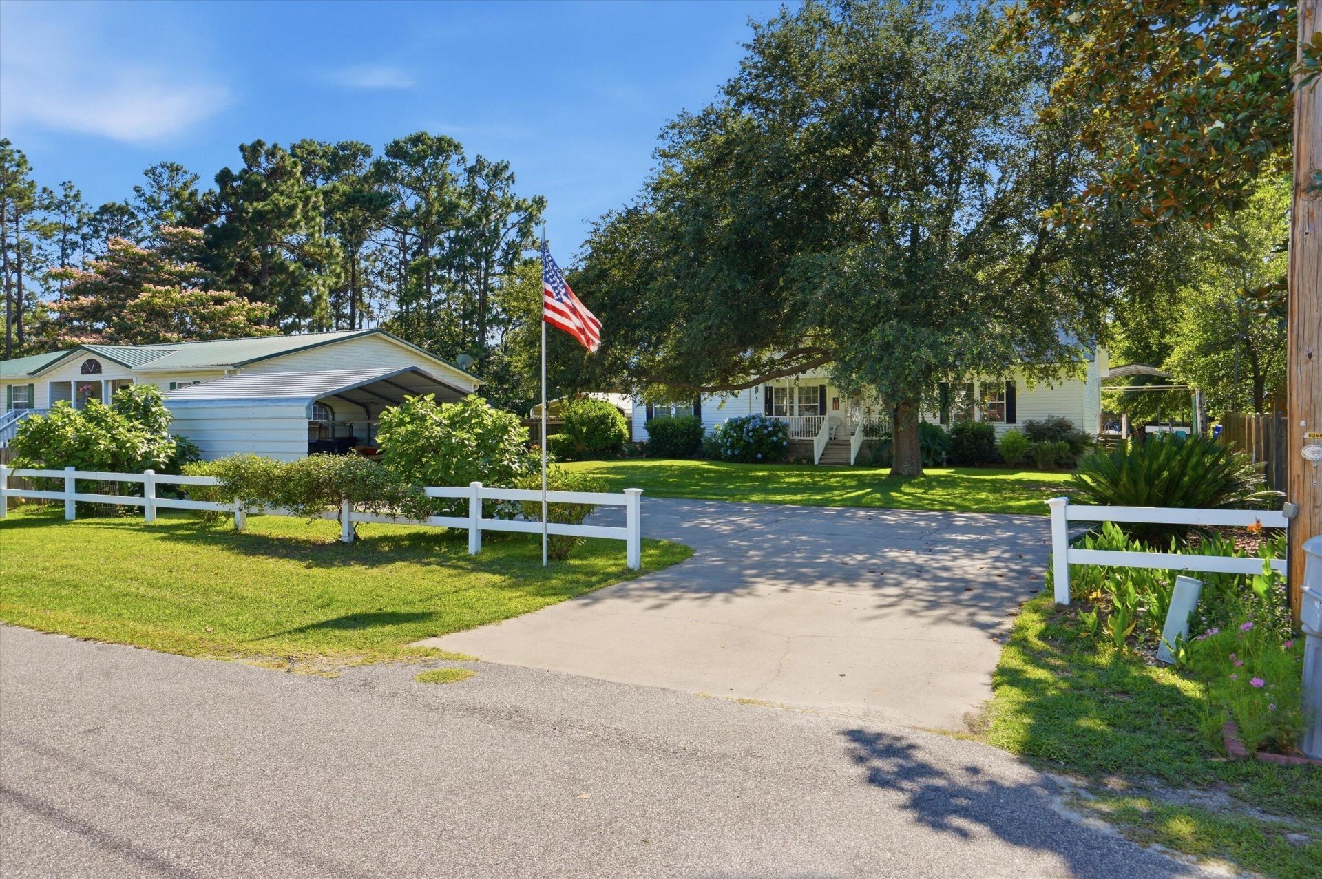 116 Sparrow Street Photo 8
