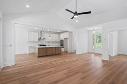 6754 Ruffin Road photo 4