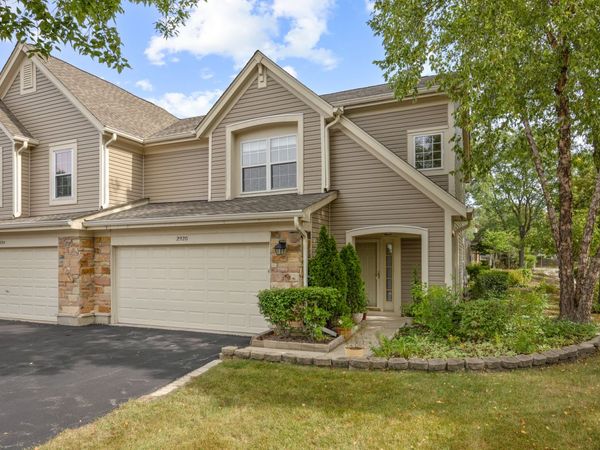 2920 OAK Court , Schaumburg, IL 60193