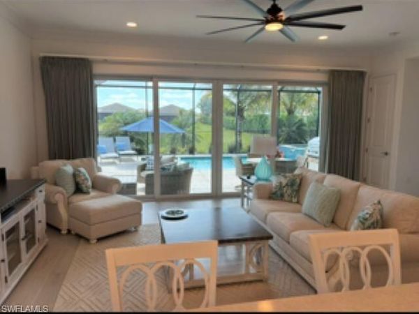 11555 Jacaranda DR , NAPLES, FL 34120