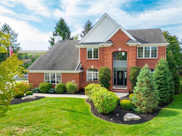 15710 Meadows Drive , Riverview, Mi 48193