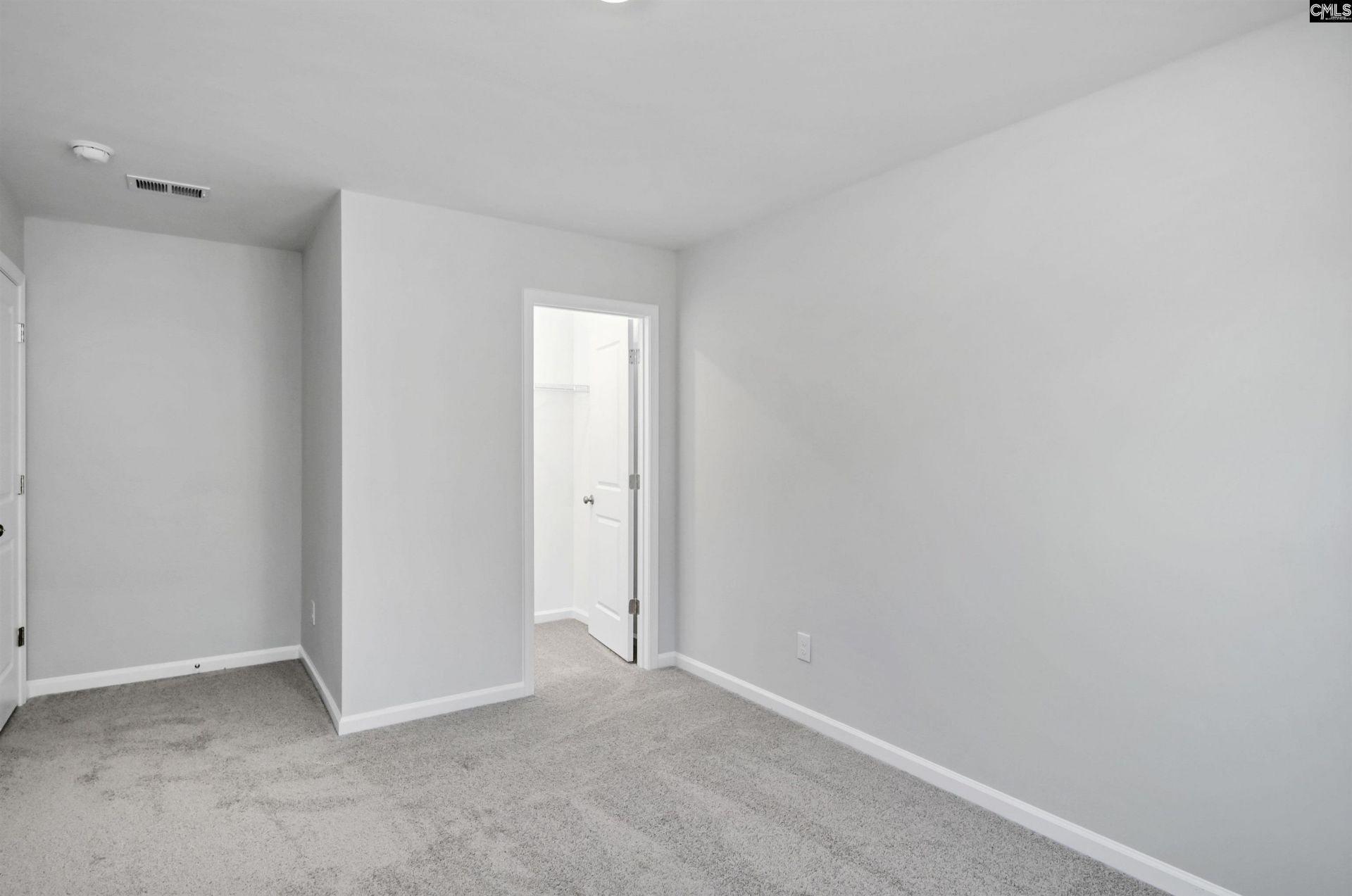 135 Middlesex Court  Photo 22