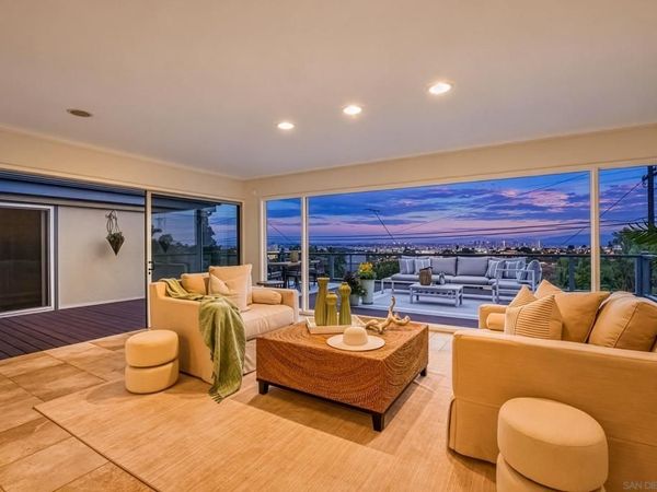 1115 Savoy St, San Diego, CA 92107