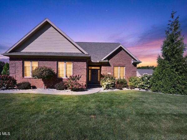902 Pine Valley Drive , Bowling Green, OH 43402