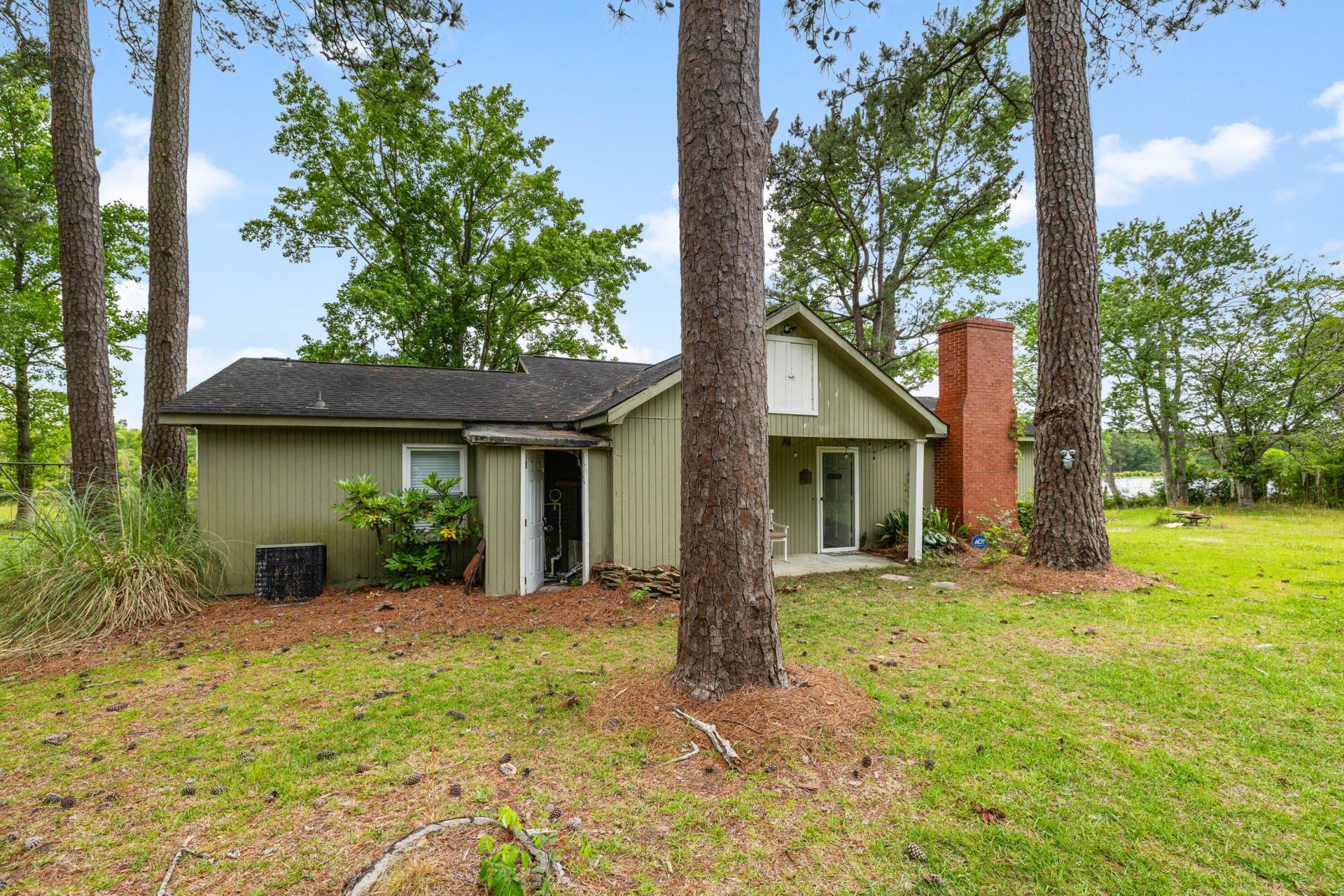741 Jones Road Photo 14