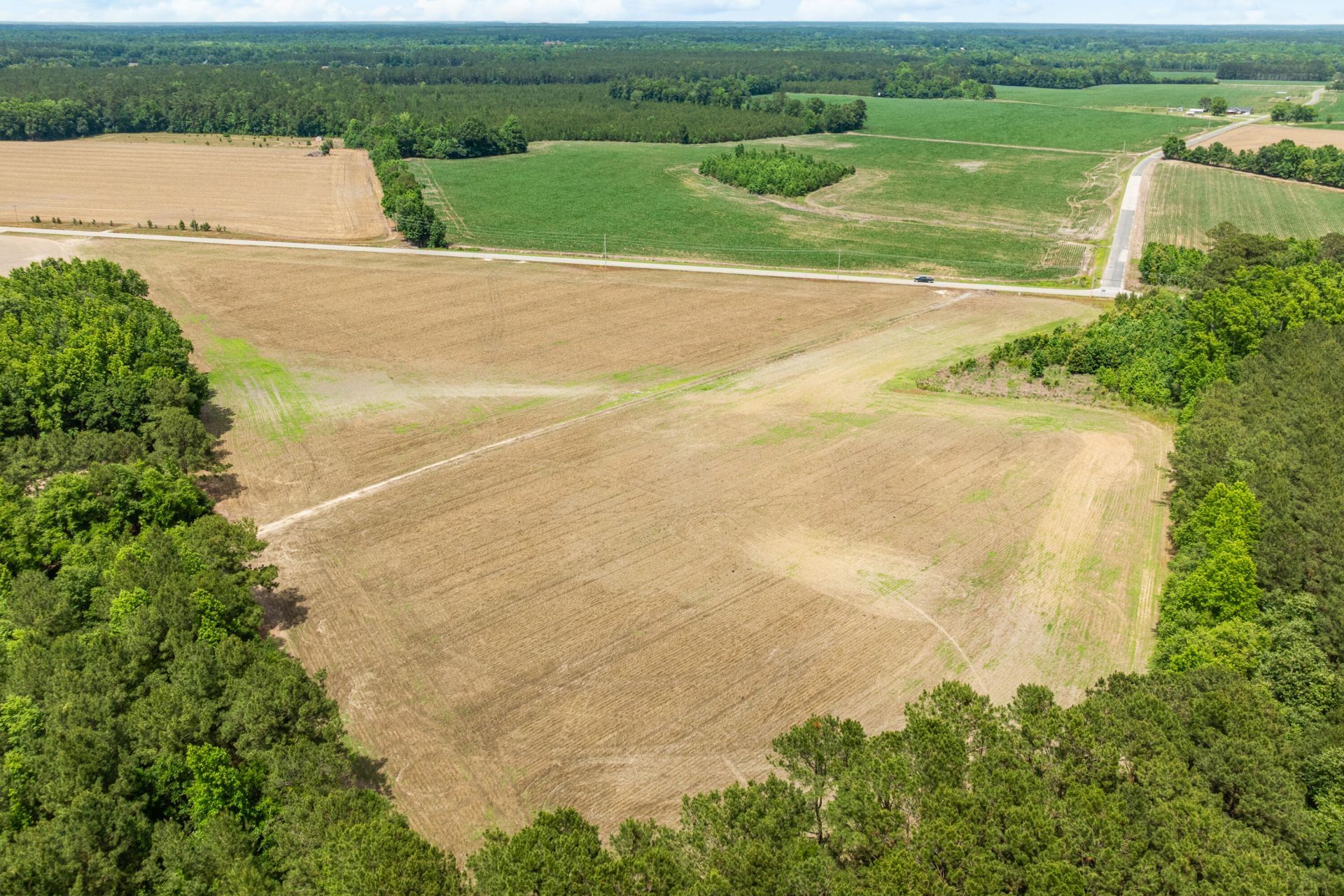 741 Jones Road Photo 31