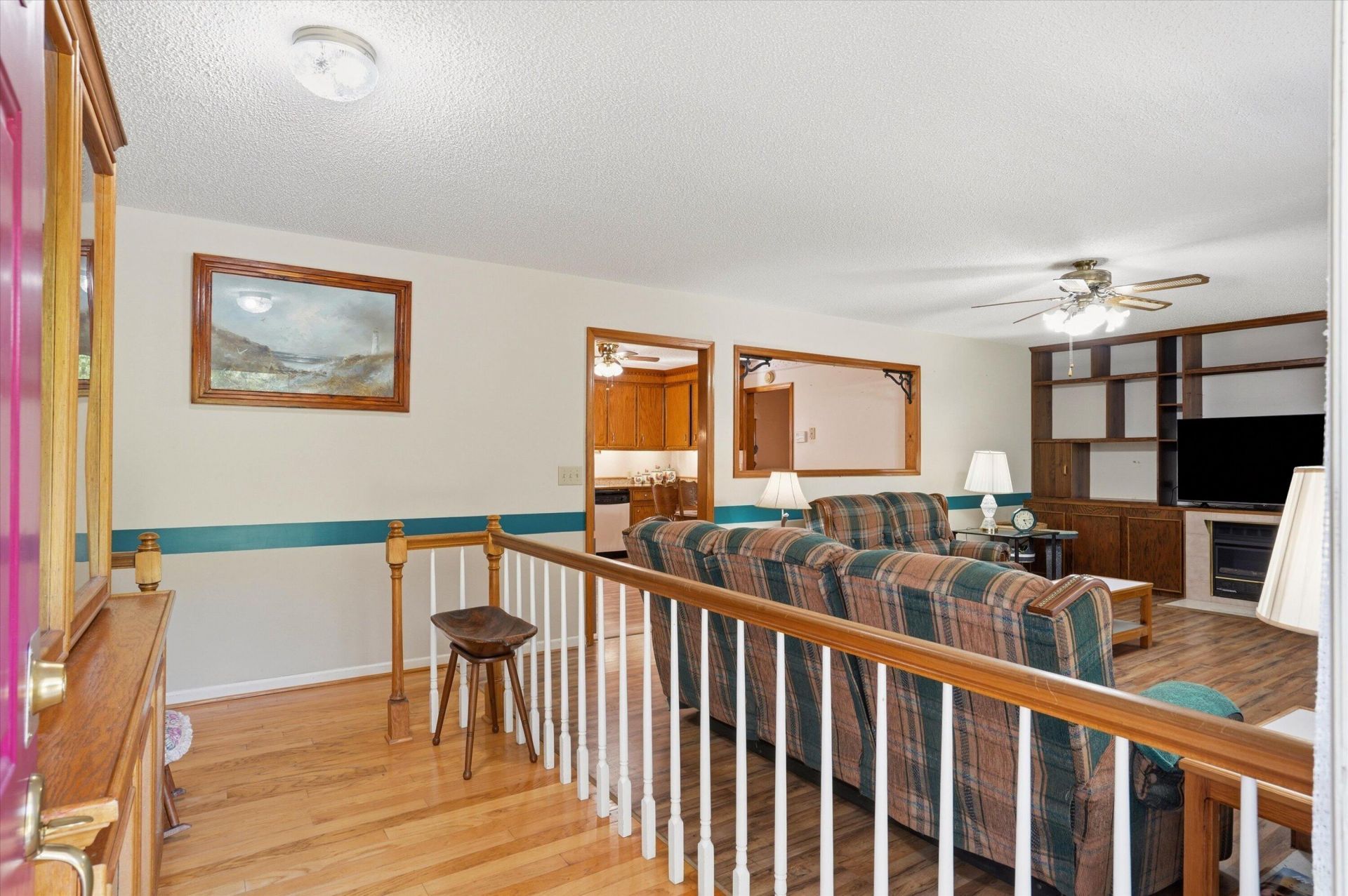 690 Lannie Lane Photo 14