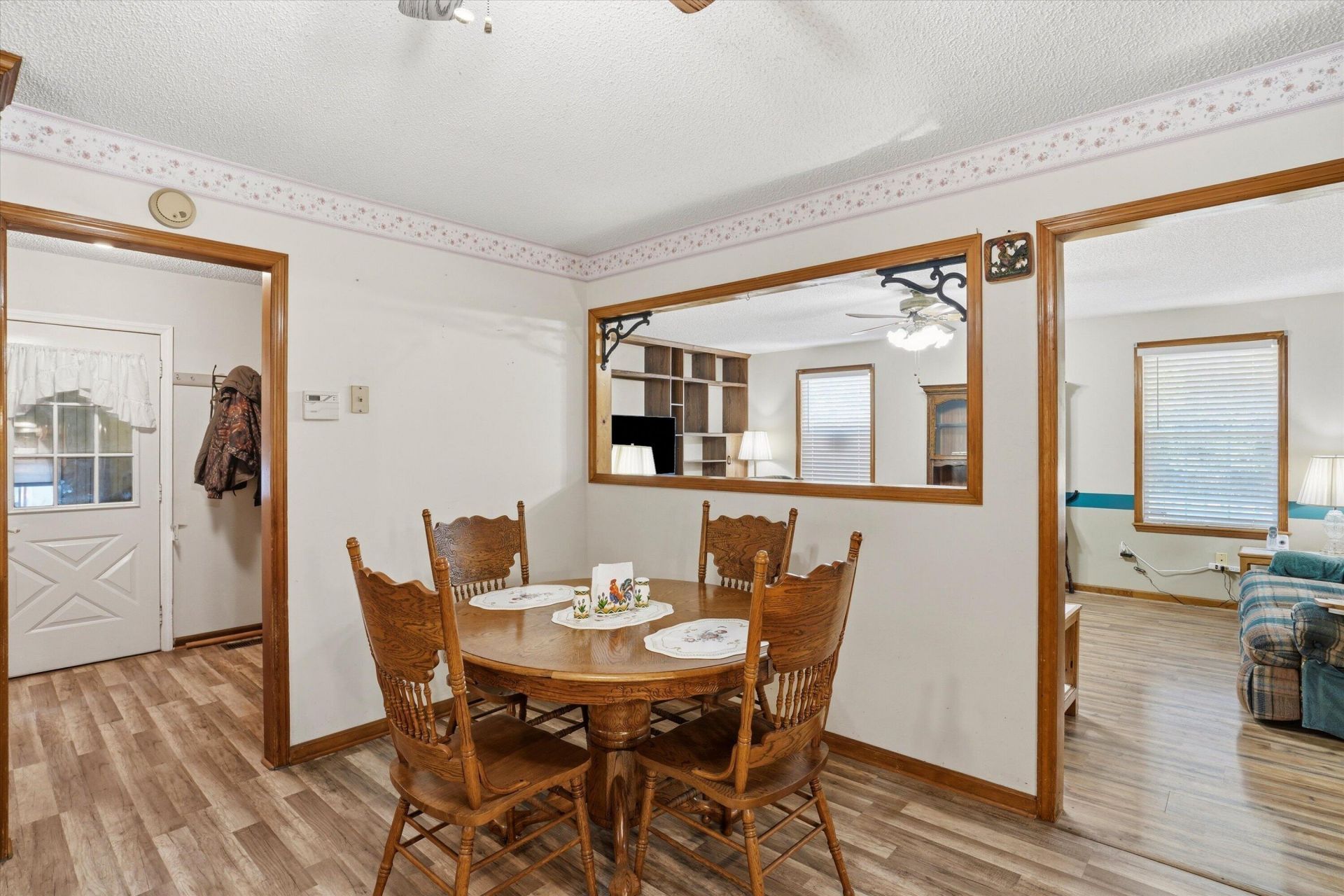 690 Lannie Lane Photo 20