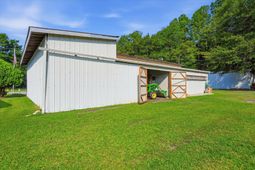 690 Lannie Lane photo 4