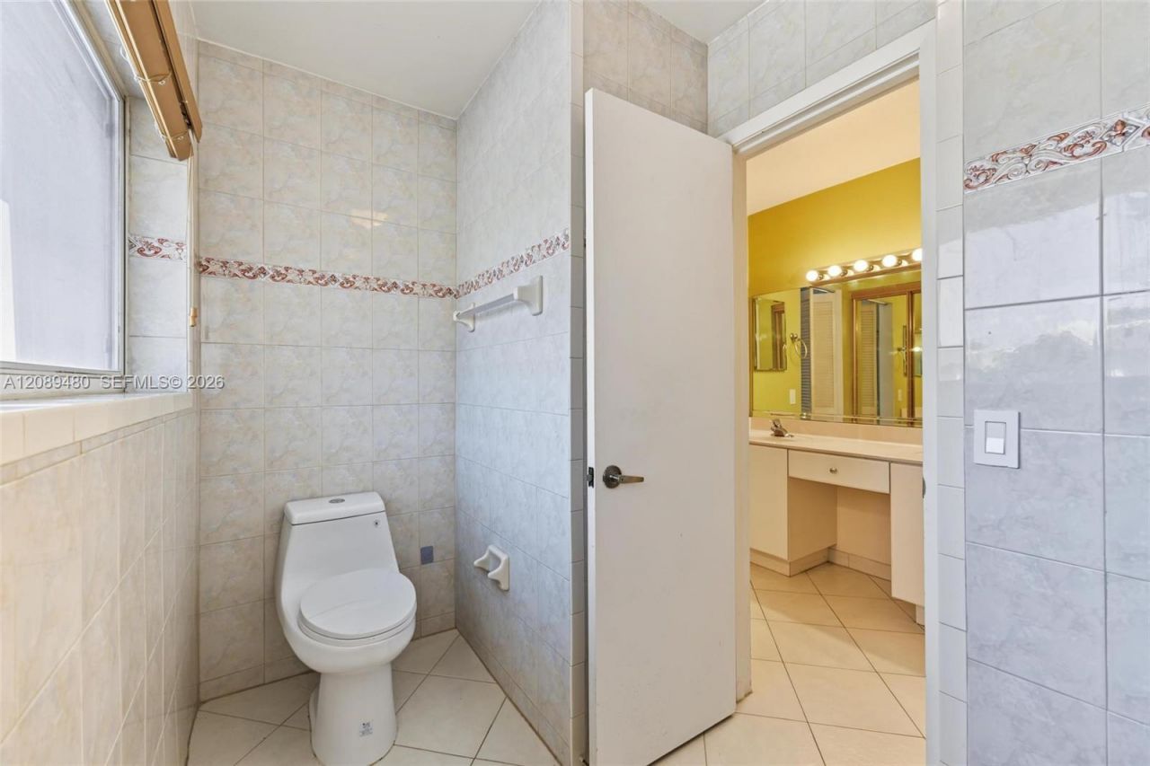 7205 W 3rd Ave , Hialeah, FL 33014 Photo