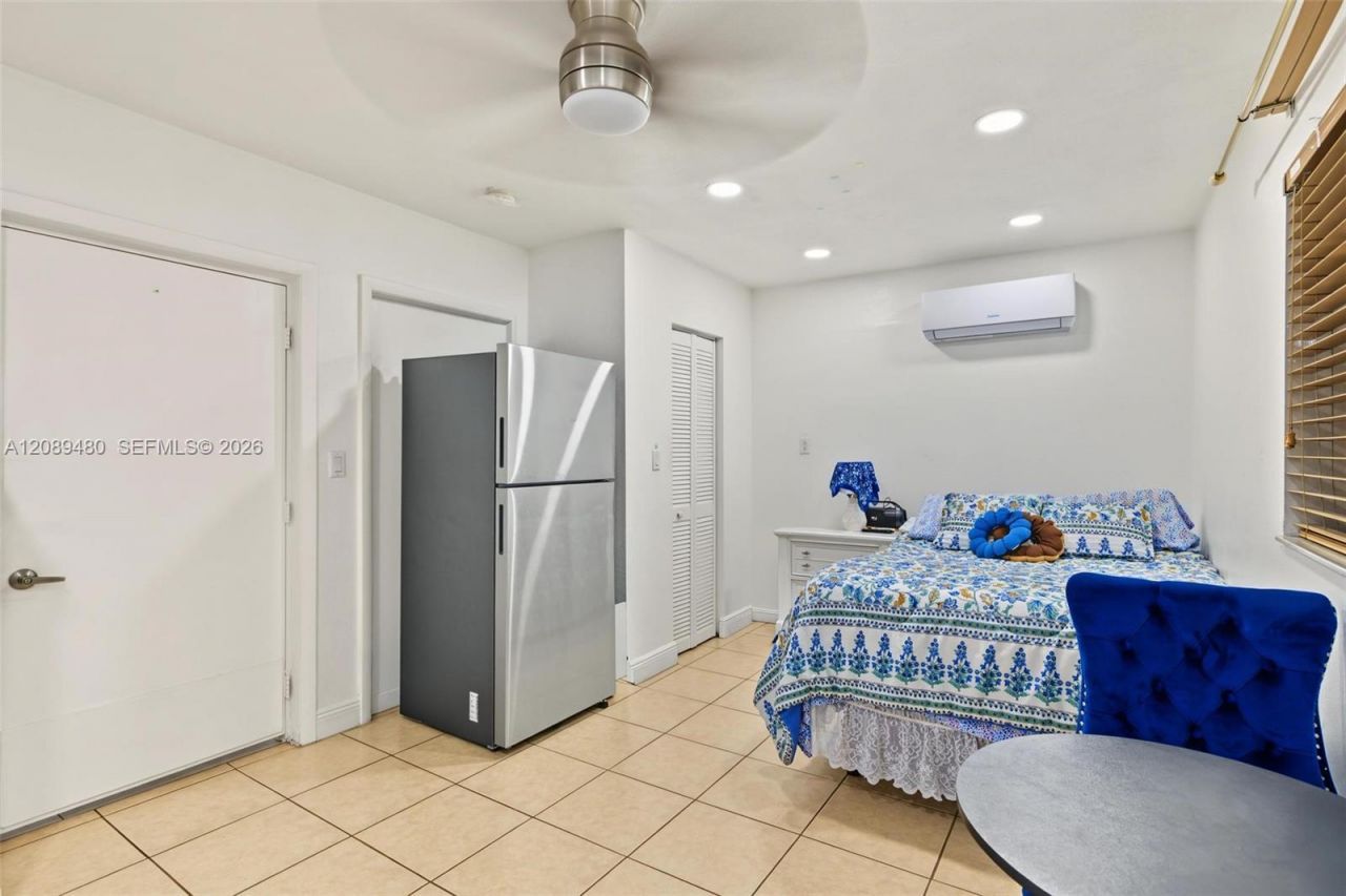 7205 W 3rd Ave , Hialeah, FL 33014 Photo