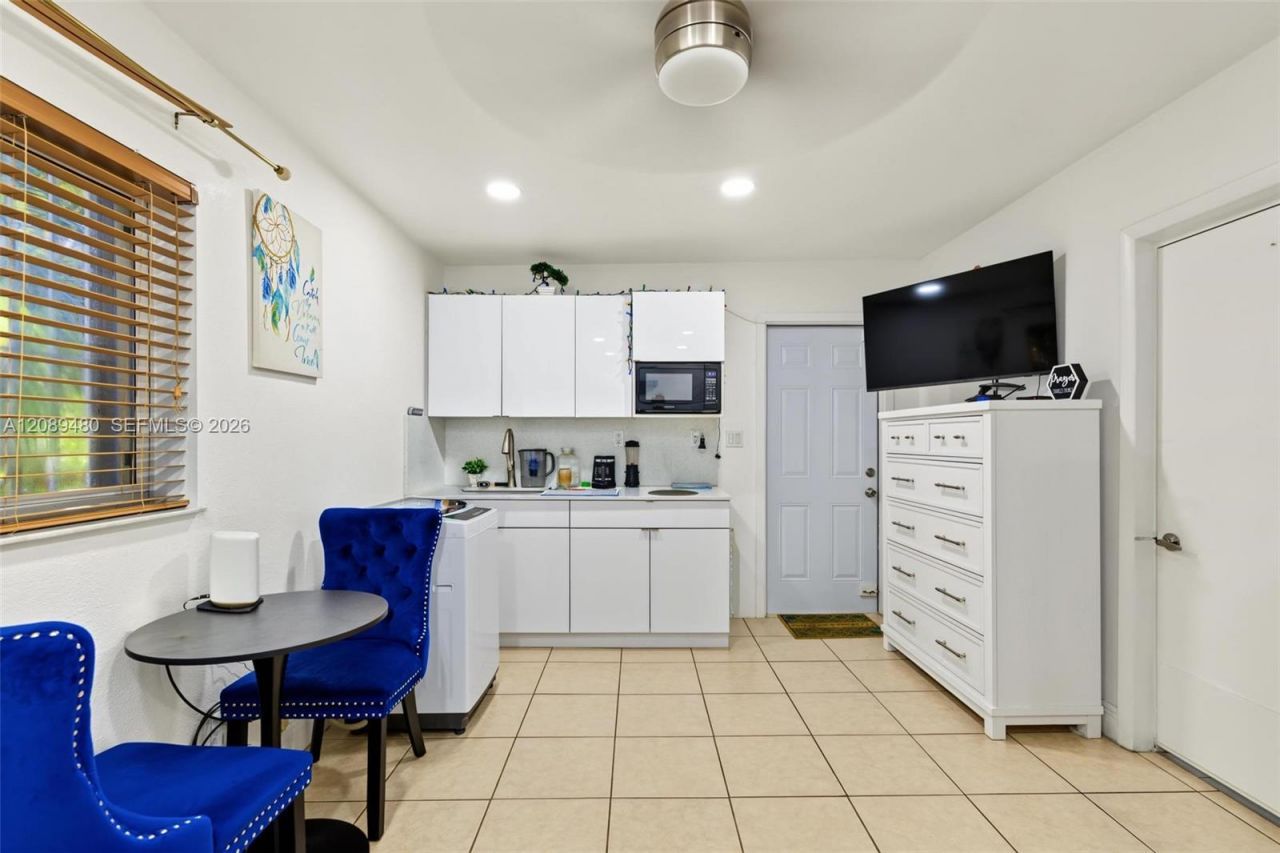 7205 W 3rd Ave , Hialeah, FL 33014 Photo