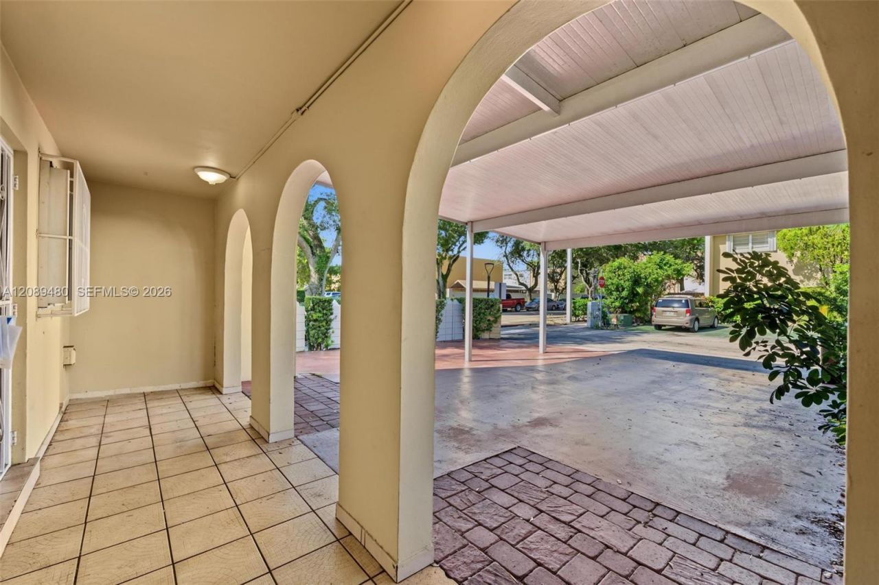 7205 W 3rd Ave , Hialeah, FL 33014 Photo