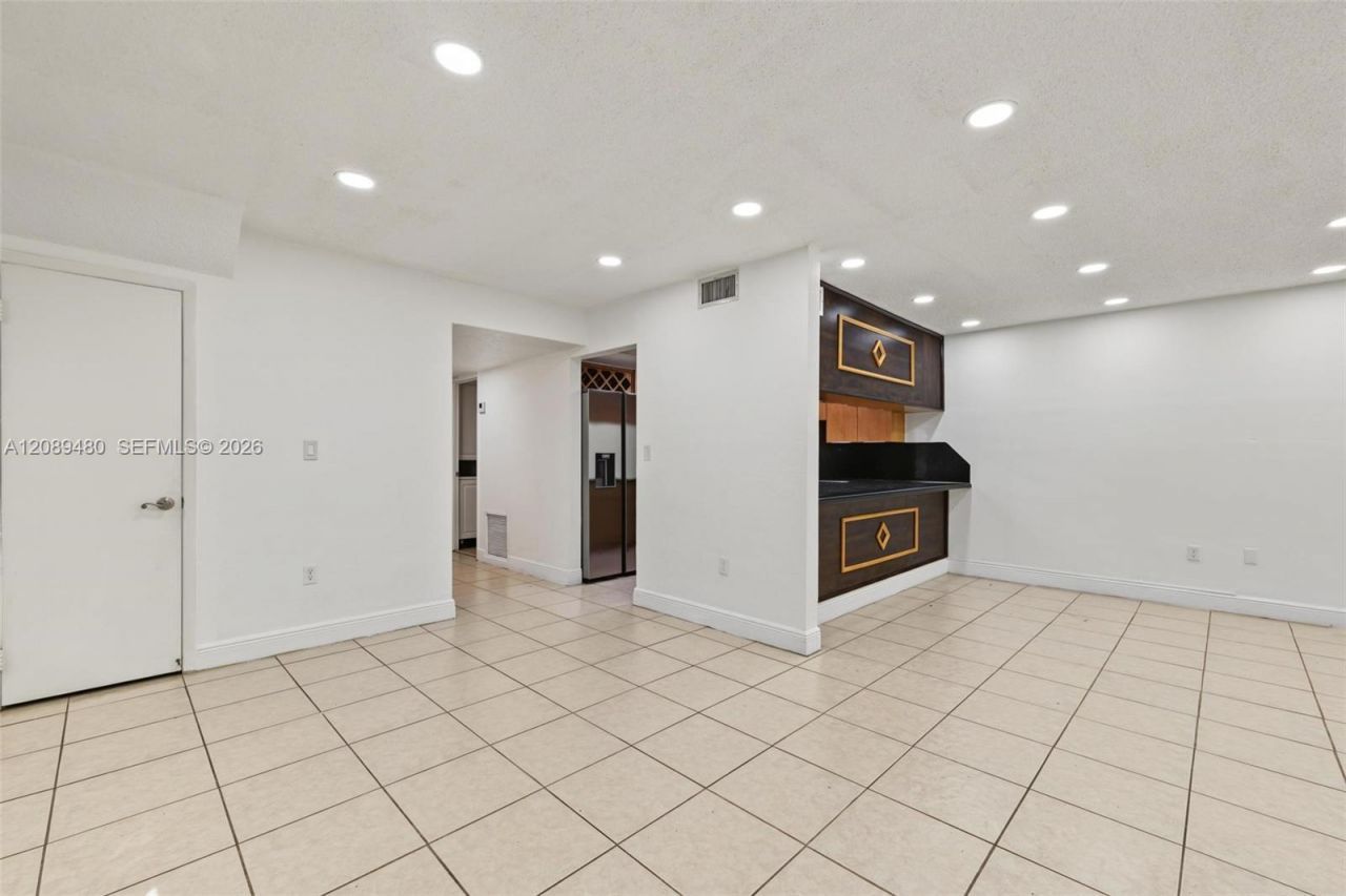 7205 W 3rd Ave , Hialeah, FL 33014 Photo