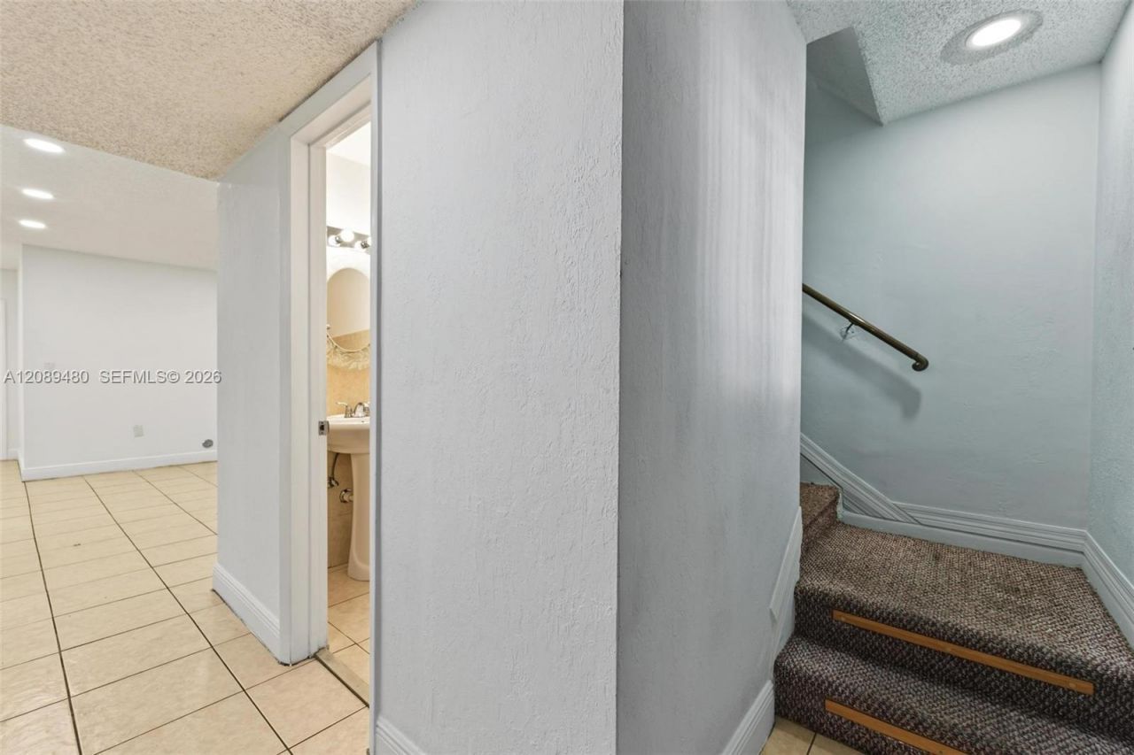 7205 W 3rd Ave , Hialeah, FL 33014 Photo