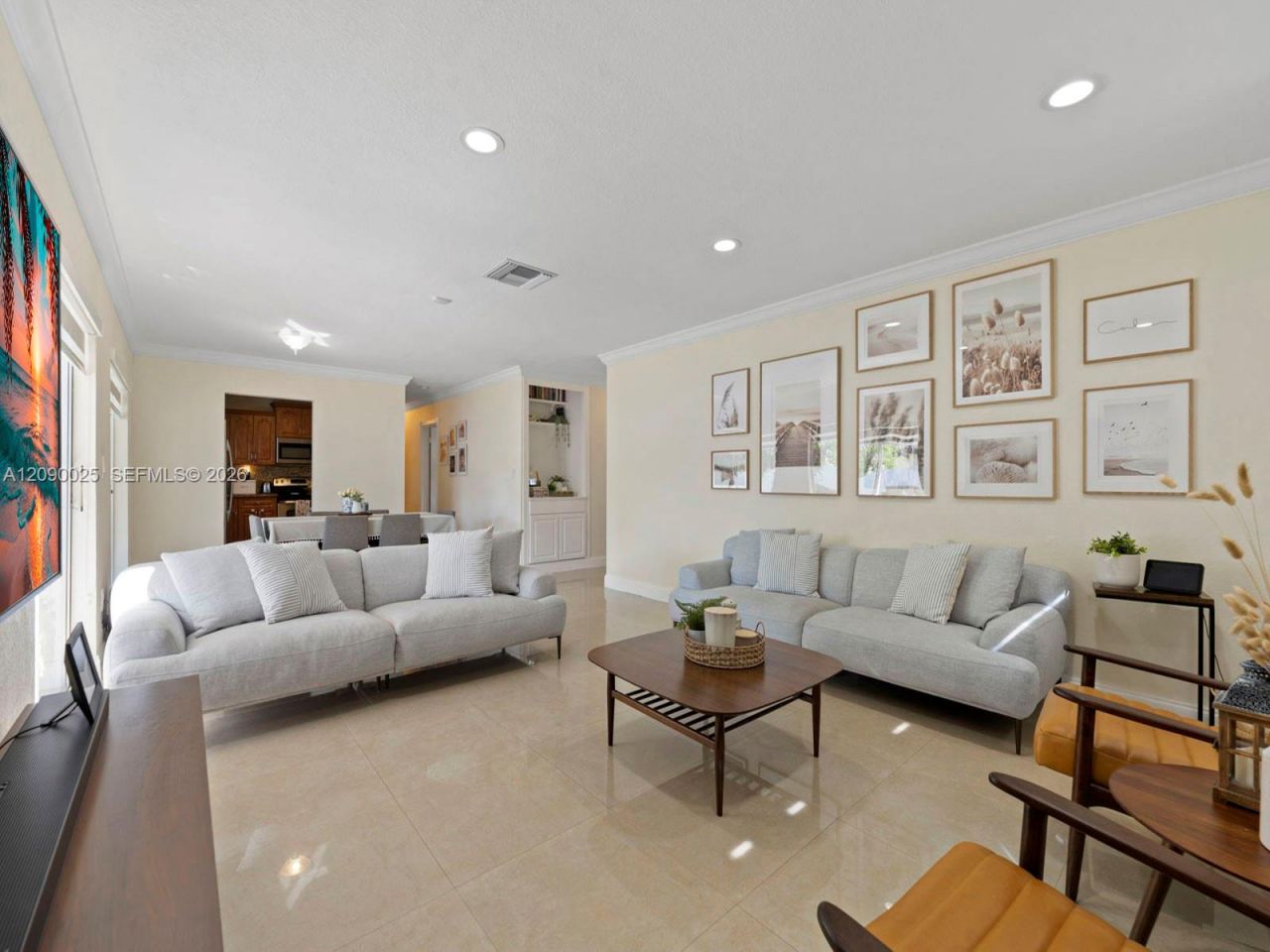 8530 NW 179th St, Hialeah, FL 33015 Photo