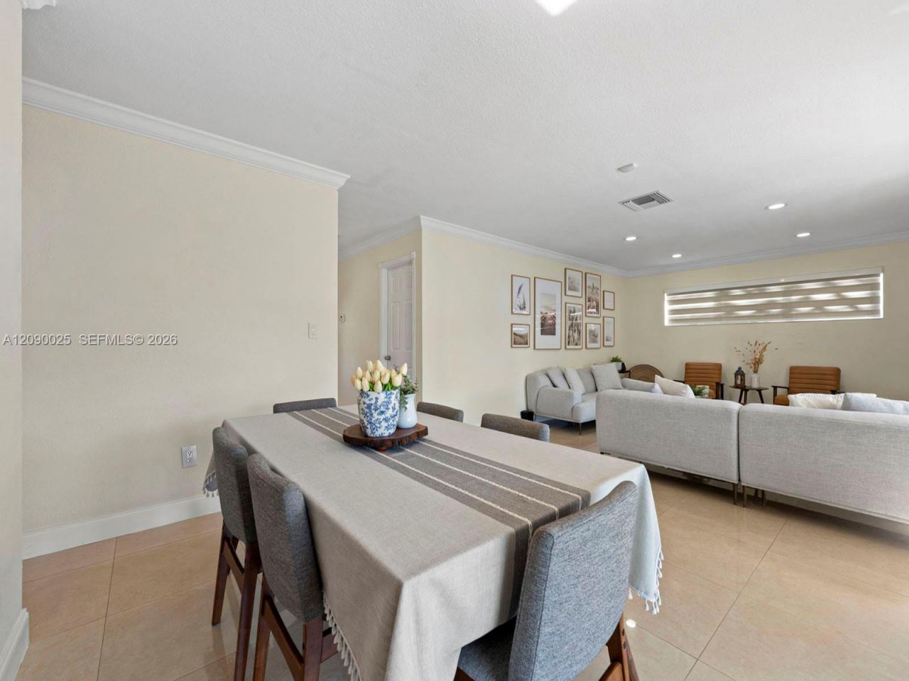 8530 NW 179th St, Hialeah, FL 33015 Photo