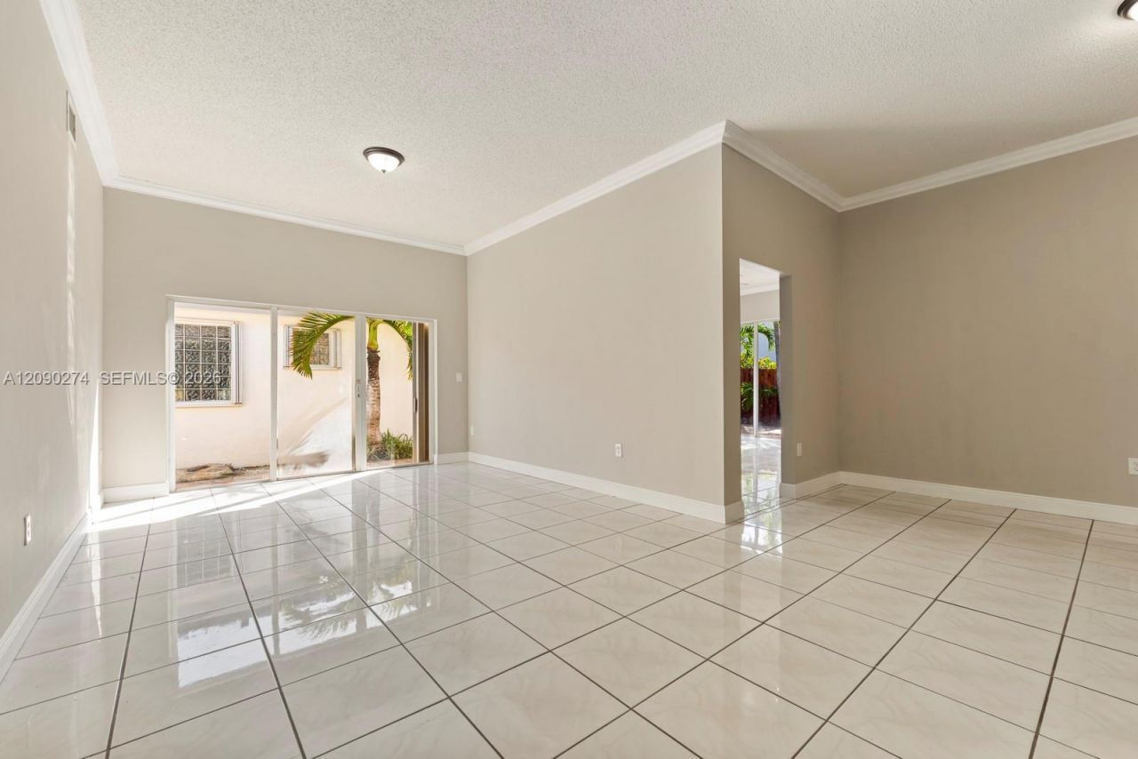 16256 SW 81st St, Miami, FL 33193 Photo