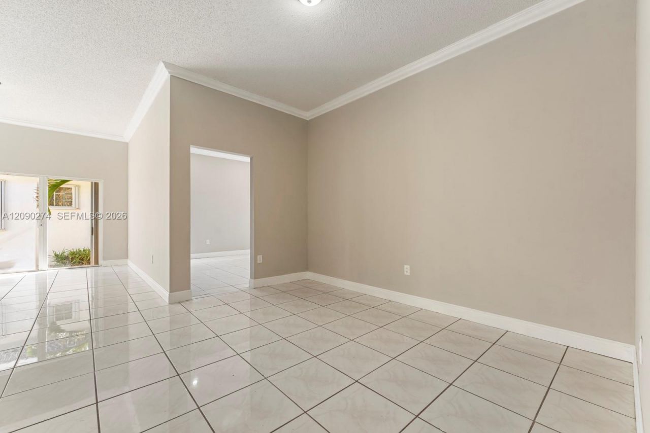 16256 SW 81st St, Miami, FL 33193 Photo